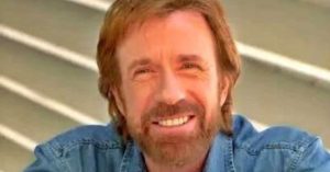 “Te alkottad veséimet, te takargattál engem anyám méhében" - Chuck Norris a Bibliából idézett az élet védelme érdekében