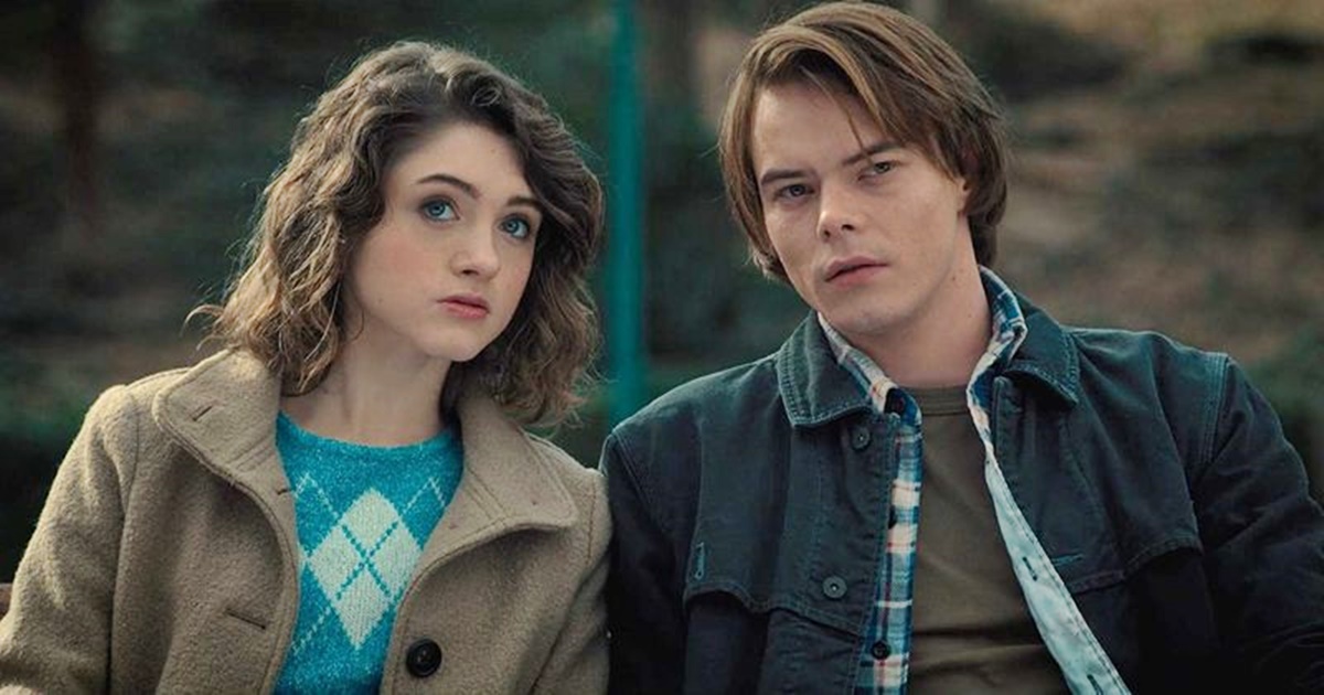 Natalia Dyer és Charlie Heaton