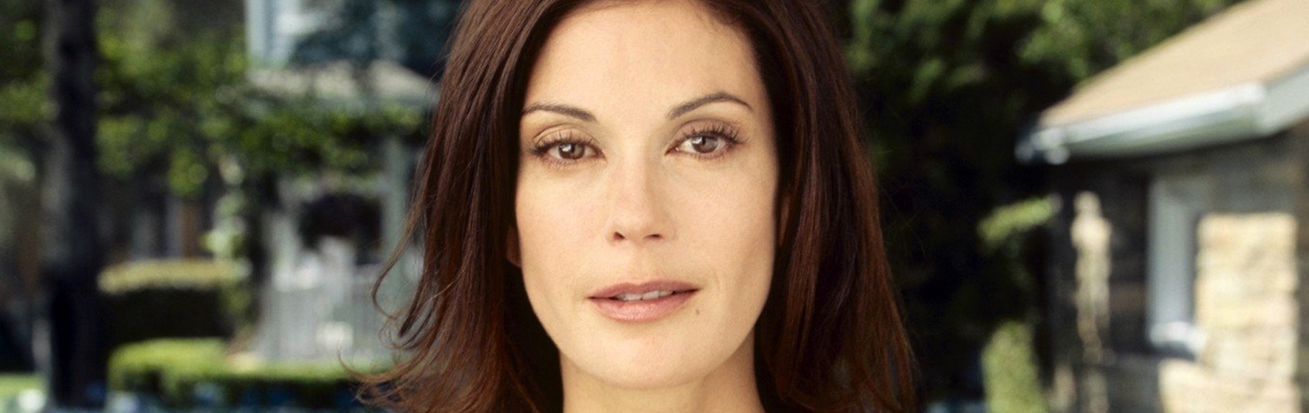 Felismeri? Ő volt a Született feleségek barna bombázója - Teri Hatcher