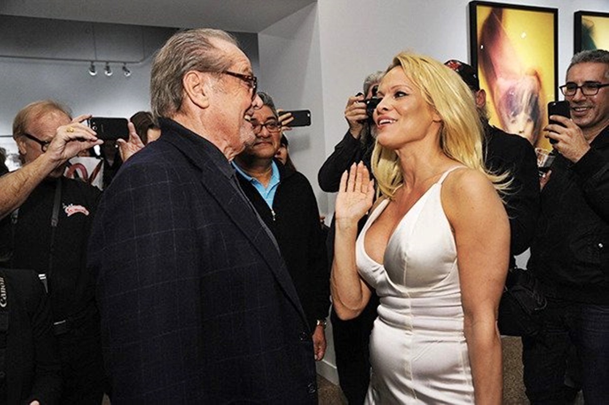 Pamela Anderson kipakolt: Jack Nicholson-t több nővel is látta a Playboy-villában
