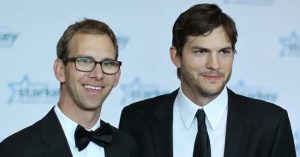 Ashton Kutcher gyerekként öngyilkos akart lenni, hogy a súlyos beteg testvérének adhassák a szívét