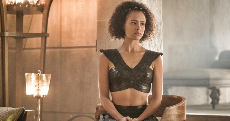 Nathalie Emmanuel bevallotta, hogy a Trónok harca óta minden filmjénél meztelen jeleneteket akarnak tőle