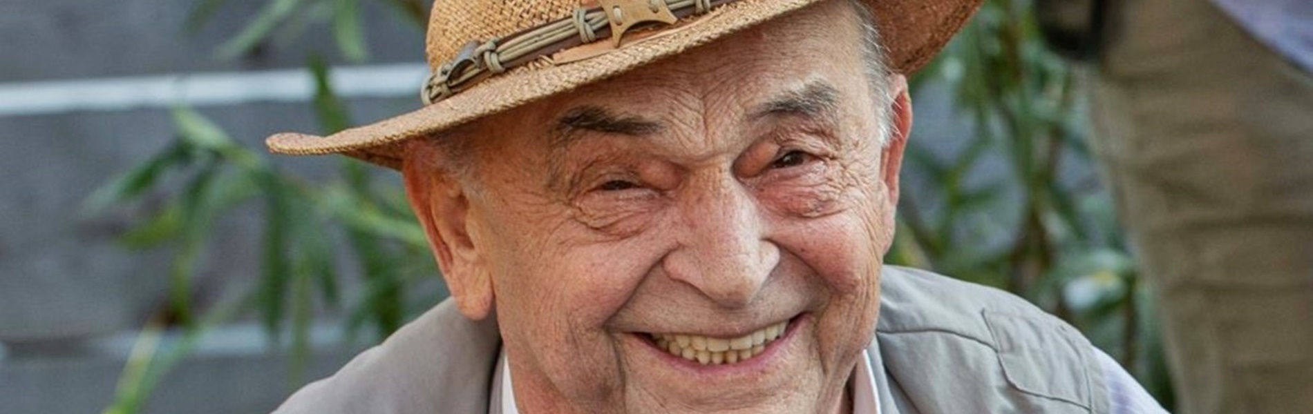 Ilyen jóképű volt fiatalon a magyar színészlegenda, Bodrogi Gyula