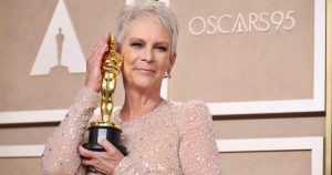 Jamie Lee Curtis magyarul énekelt az Oscar-gálán (Videó!)