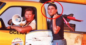 Ő alakította David Hasselhoff fiát a Baywatchban - Felismered a 42 éves Jeremy Jacksont?