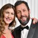 Adam Sandler és felesége már 25 éve elválaszthatatlanok egymástól: egy forgatáson ismerkedtek meg