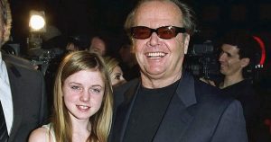 Jack Nicholson ritkán látott lánya már 33 éves - A kis Lorraine csodálatos nővé érett