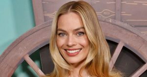 Margot Robbie 27 éves hasonmásán ámulunk: a brit lány a színésznő tökéletes mása