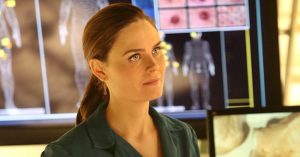 Ő volt a csodálatos Brennan doktornő a Dr. Csontból – Friss fotón az 47 éves Emily Deschanel