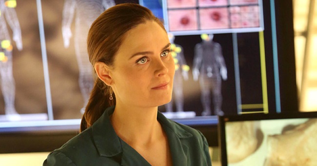Ő volt a csodálatos Brennan doktornő a Dr. Csontból – Friss fotón az 47 éves Emily Deschanel