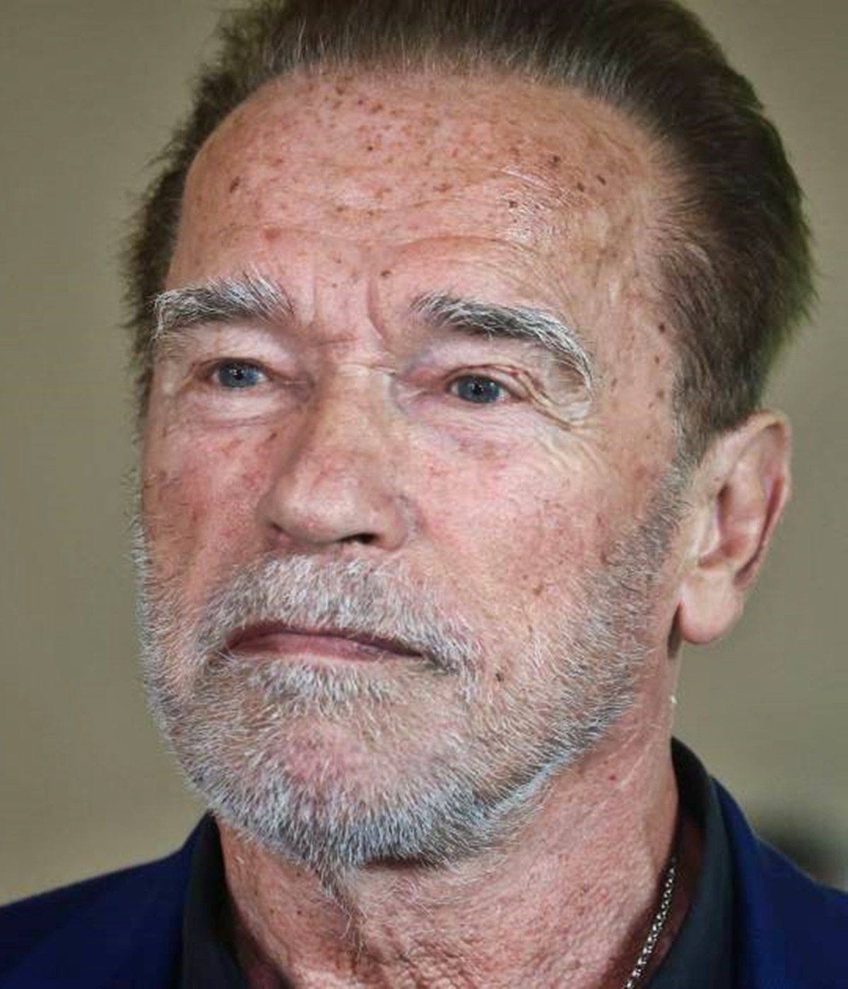 Arnold Schwarzenegger nyilvánosan bocsánatot kért, mert szexuálisan megalázott nőket