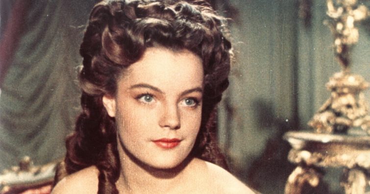 Ma lenne 85 éves a tragikusan elhunyt Romy Schneider – Íme 12 érdekesség az egykor szépséges színésznőről