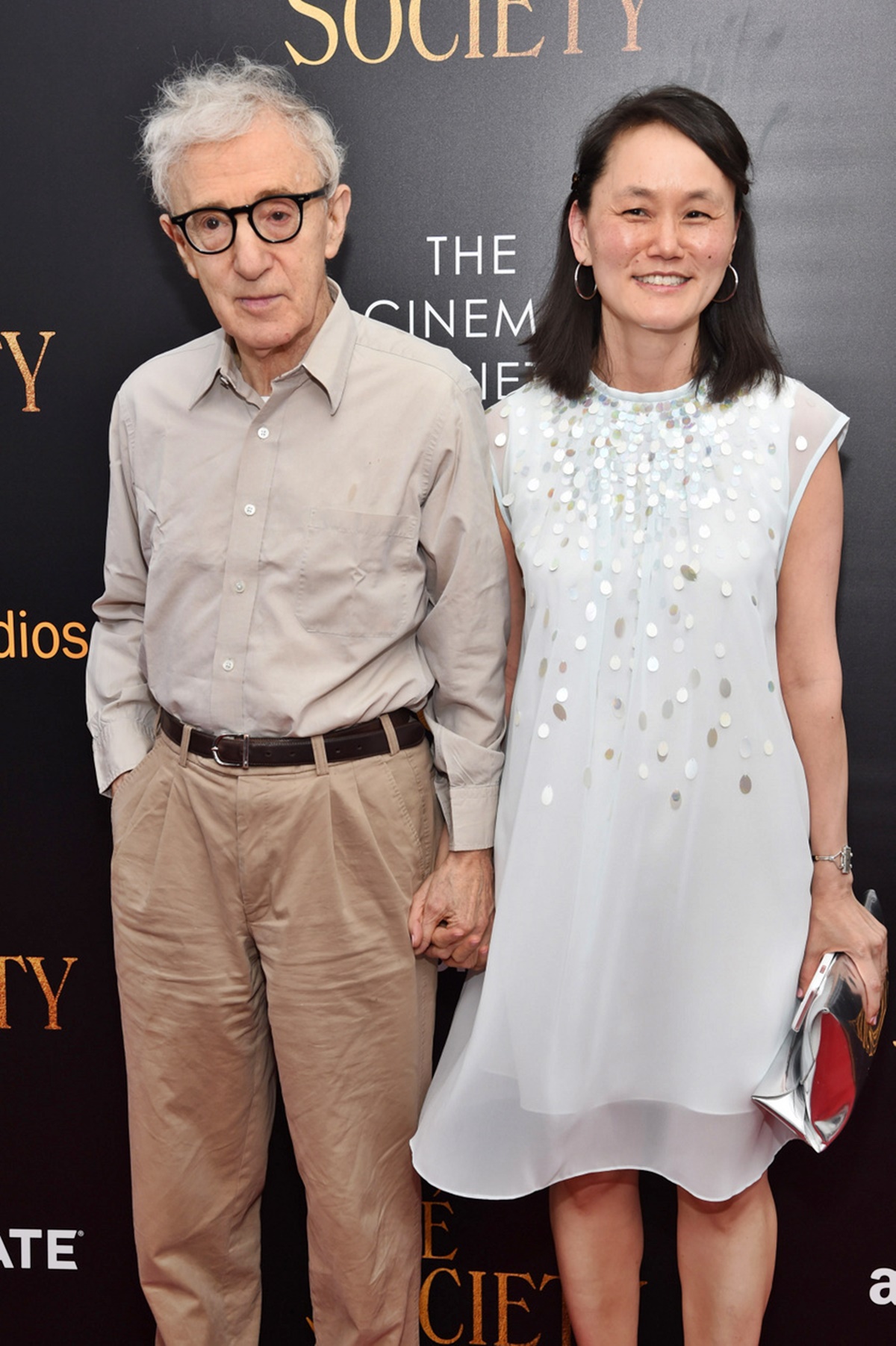 Mia Farrow kitálalt: Woody Allen a nevelt lányukkal csalta a színésznőt