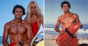 A Baywatch fiatal szívtiprója még most is elképesztően sármos – Pamela Anderson egykori szerelme már 51 éves - David Charvet
