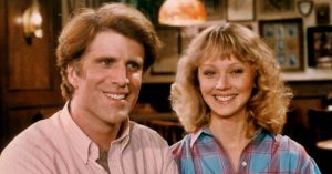 Emlékszel még Sam-re és Diane-ra a Cheers című sorozatból? Így néznek ki napjainkban! - Diane (Shelley Long) és Sam (Ted Danson)