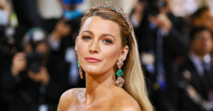 Döbbenet! Így néz ki a gyönyörű Blake Lively smink nélkül