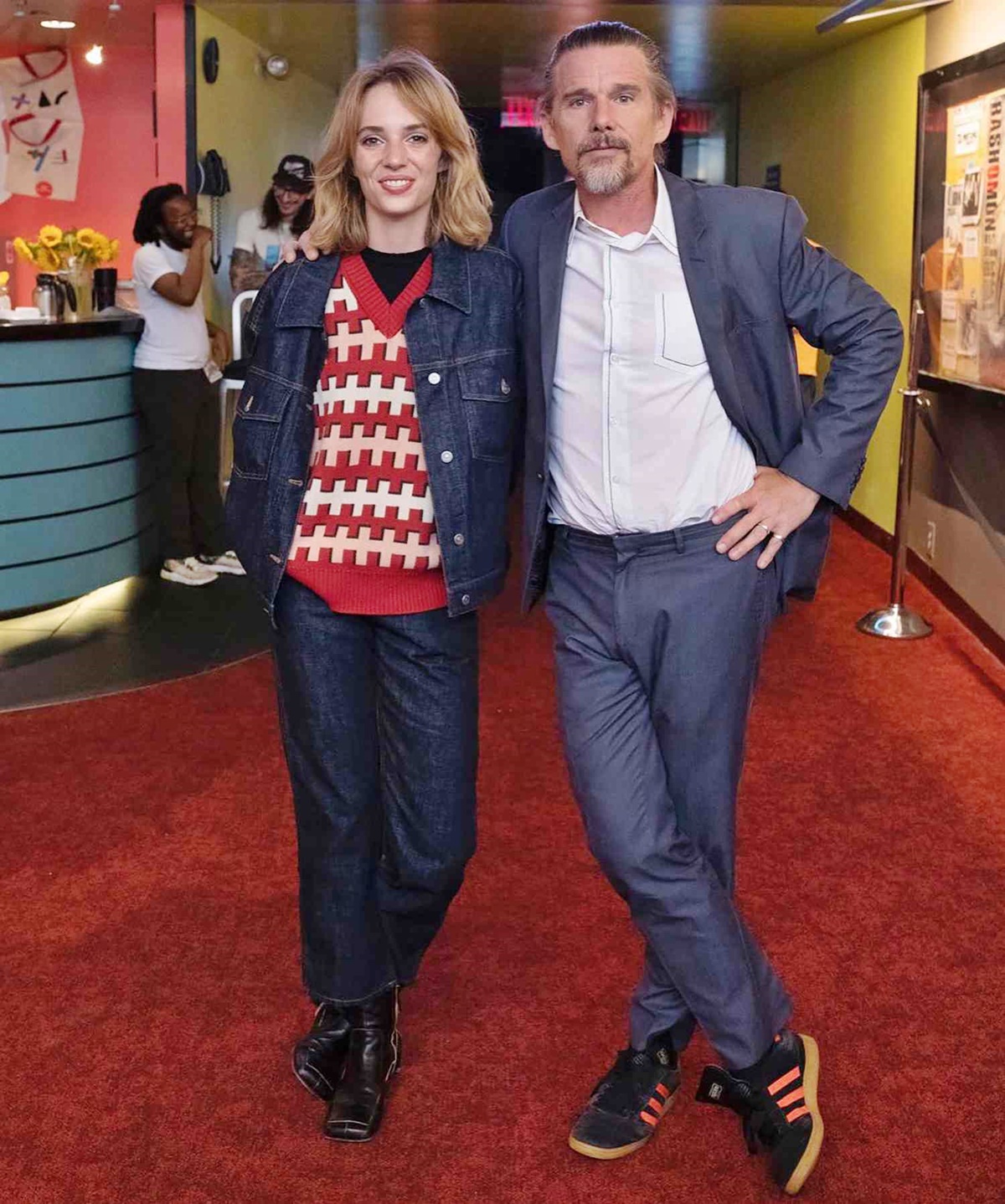 Ethan Hawke elárulta, hogy cikinek érezte-e a saját lányának az intim jelenetét forgatni - Maya Hawke