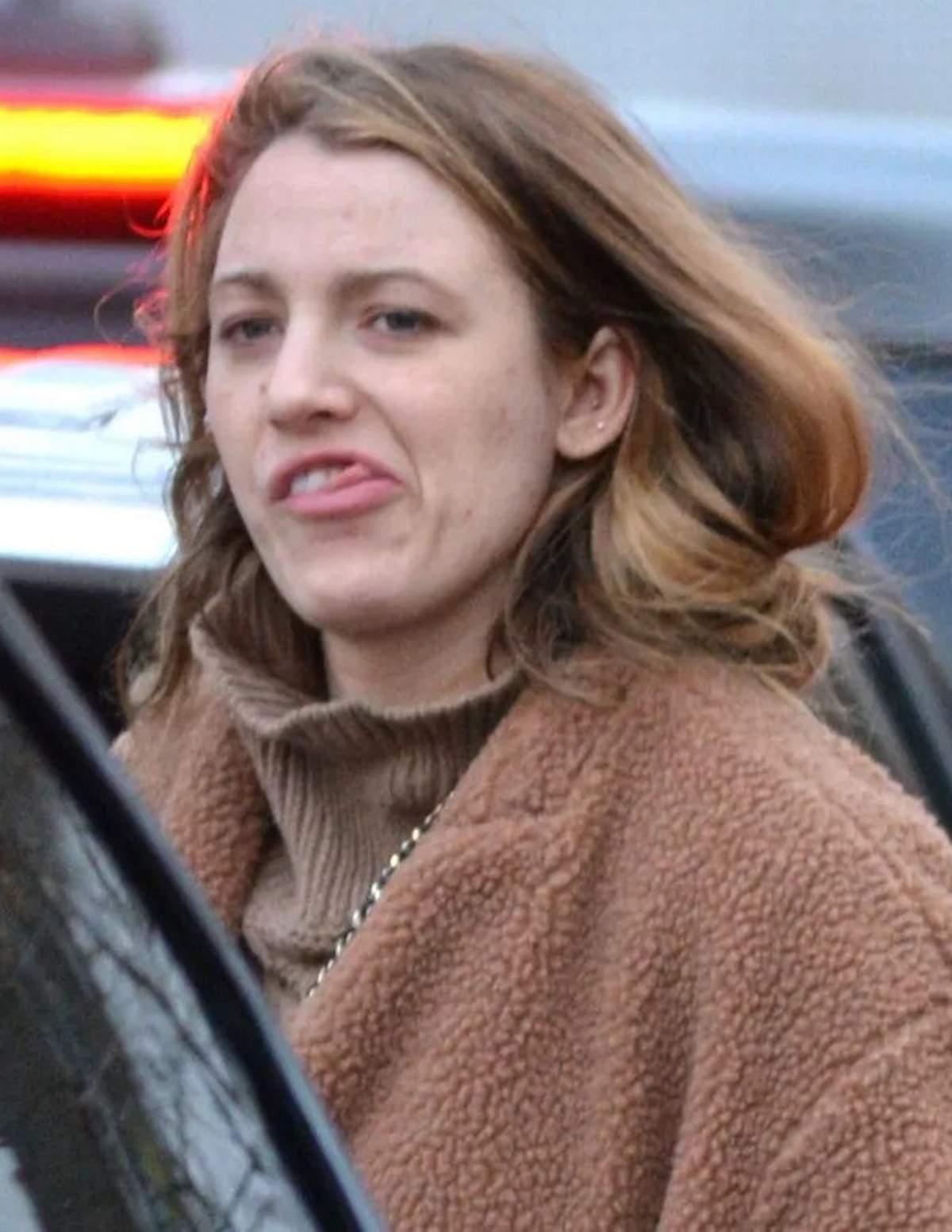 Döbbenet! Így néz ki a gyönyörű Blake Lively smink nélkül
