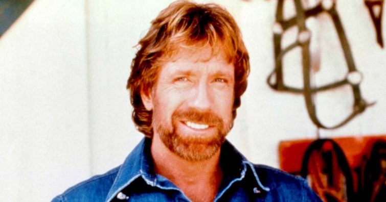 Chuck Norris már 83 éves – Meglepődsz, hogy néz ki friss fotóin a legendás akciósztár