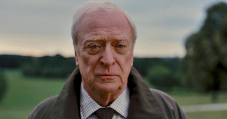 Hivatalosan is bejelentette Michael Caine a visszavonulását