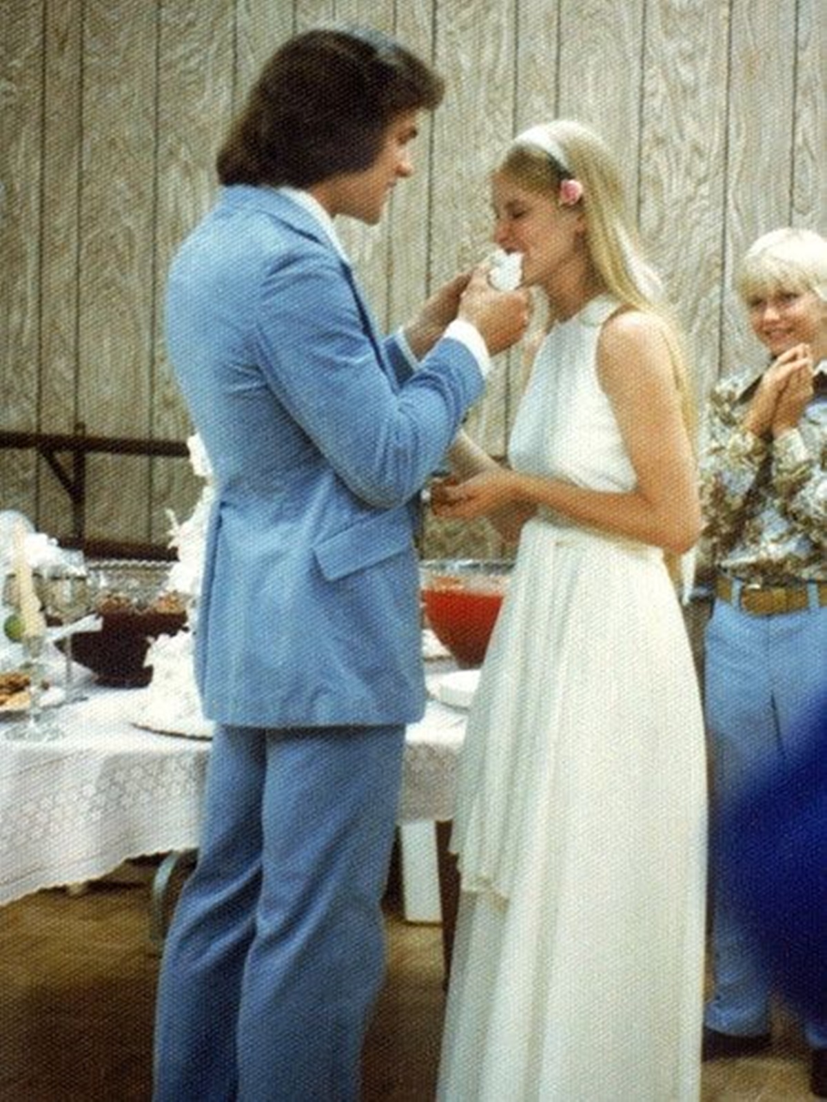 Patrick Swayze és élete szerelme esküvői képe 48 évvel ezelőttről – Lisával 34 évig voltak házasok