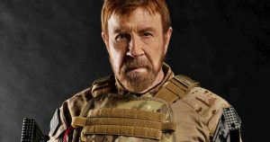 12 év után visszatér az akciófilmek koronázatlan királya - Előzetest kapott Chuck Norris új akciófilmje! - Agent Recon