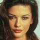 Ő Catherine-Zeta Jones csodaszép lánya - Friss fotókon a 20 éves Carys - Carys Douglas