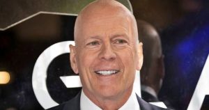 A gyógyíthatatlan beteg Bruce Willis-ről egy szívhez szóló fotót osztott meg a felesége