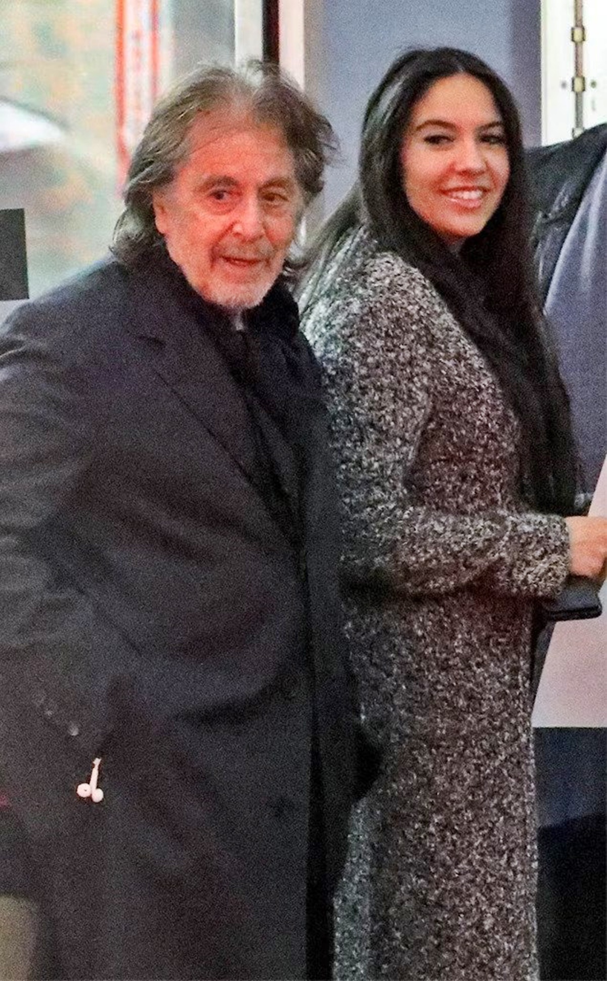 Irdatlan mennyiségű pénzt kell fizetnie a 83 éves Al Pacino-nak gyermektartásra a 29 éves barátnőjének - Noor Alfallah