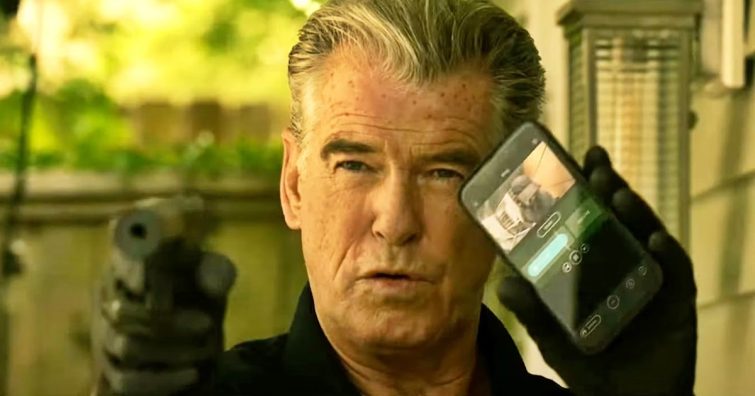 Magyar feliratos előzetest kapott Pierce Brosnan bosszúfilmje, a Villám Charlie