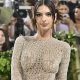 A gyönyörű színésznőnek elege lett Hollywoodból, visszavonul a színészettől - Emily Ratajkowski
