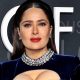 Salma Hayek fürdőruhás képétől fölrobbant az internet! Ilyen bombanő 57 évesen is a színésznő (Fotók!)