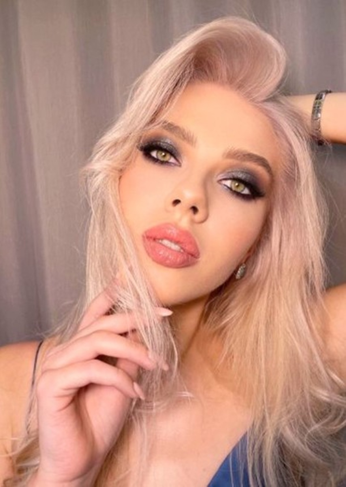 Döbbenet! Úgy néz ki ez az orosz modell, mint Scarlett Johansson - Kate Shumskaya