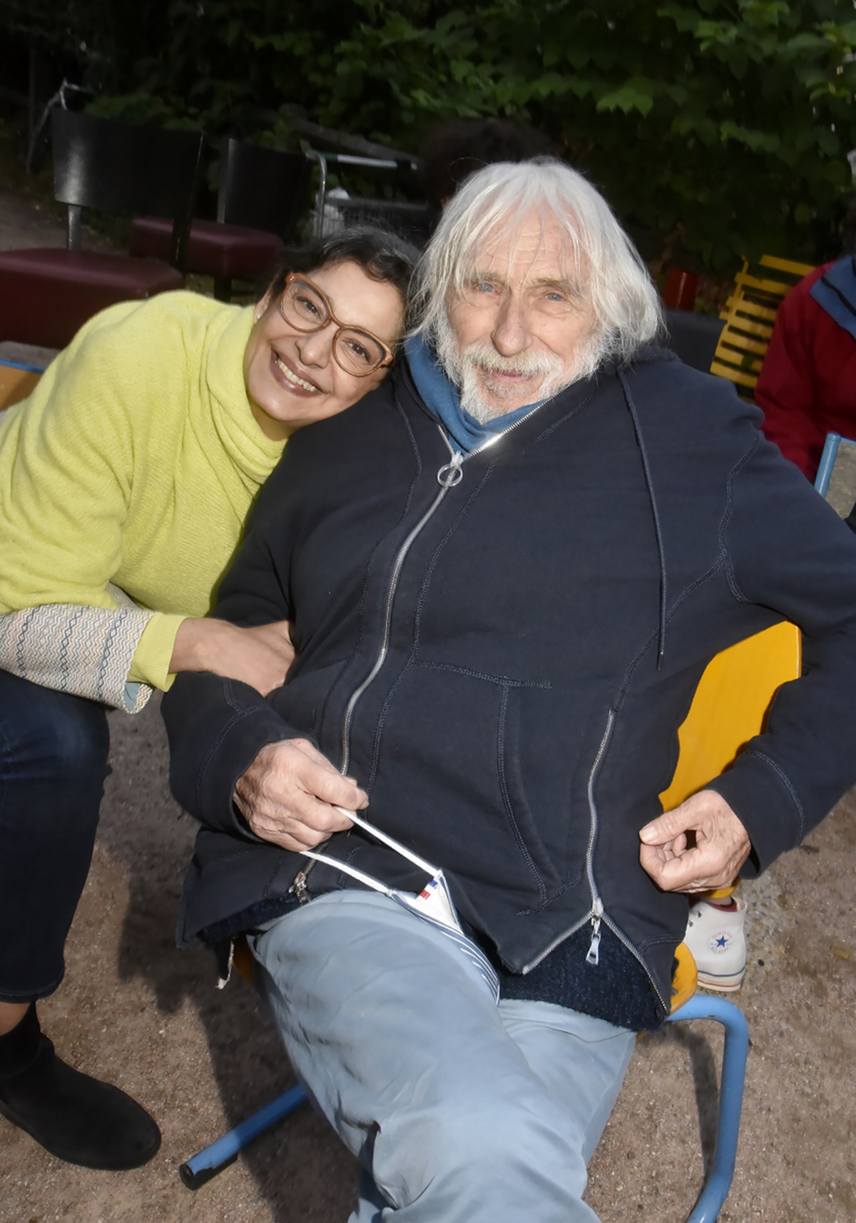 Ő volt a Magas szőke férfi felemás cipőben sztárja - Friss fotókon a 89 éves Pierre Richard
