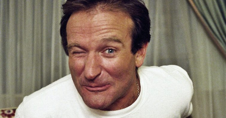 Megható dolgot állít Robin Williams-ről egy rajongója, akit a reptéren vigasztalt meg