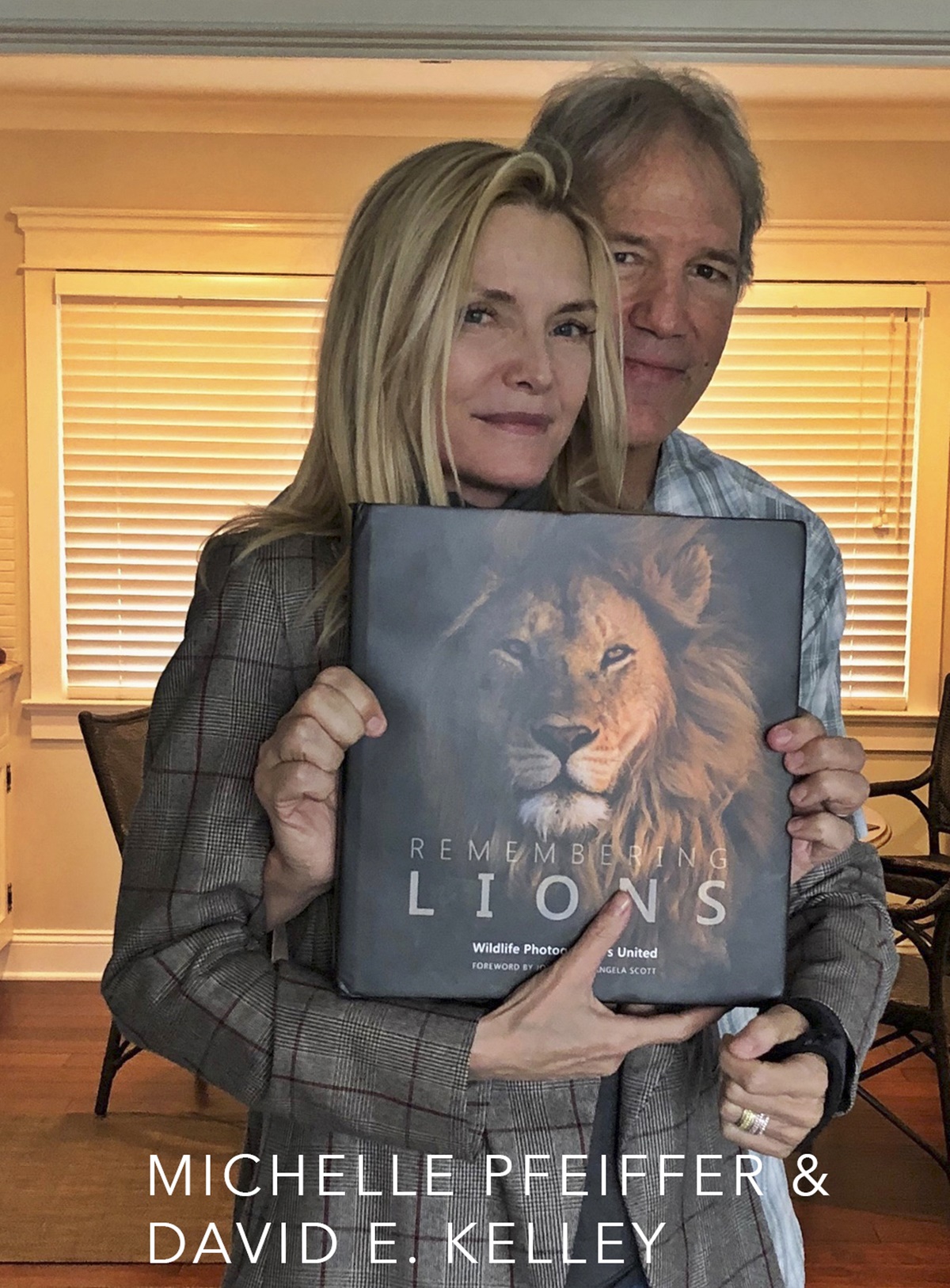 Michelle Pfeiffer és sármos férje már 30 éve alkotnak egy párt – Friss fotókon a ritkán látott David Kelley
