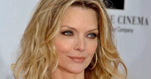 Michelle Pfeiffer és sármos férje már 30 éve alkotnak egy párt – Friss fotókon a ritkán látott David Kelley