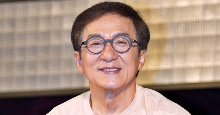 Sokkoló fotókon Jackie Chan - Aggódnak érte a rajongói