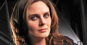 Kizárt, hogy ráismersz! Így néz ki ma a gyönyörű Brennan doktornő a Dr. Csontból - Emily Deschanel