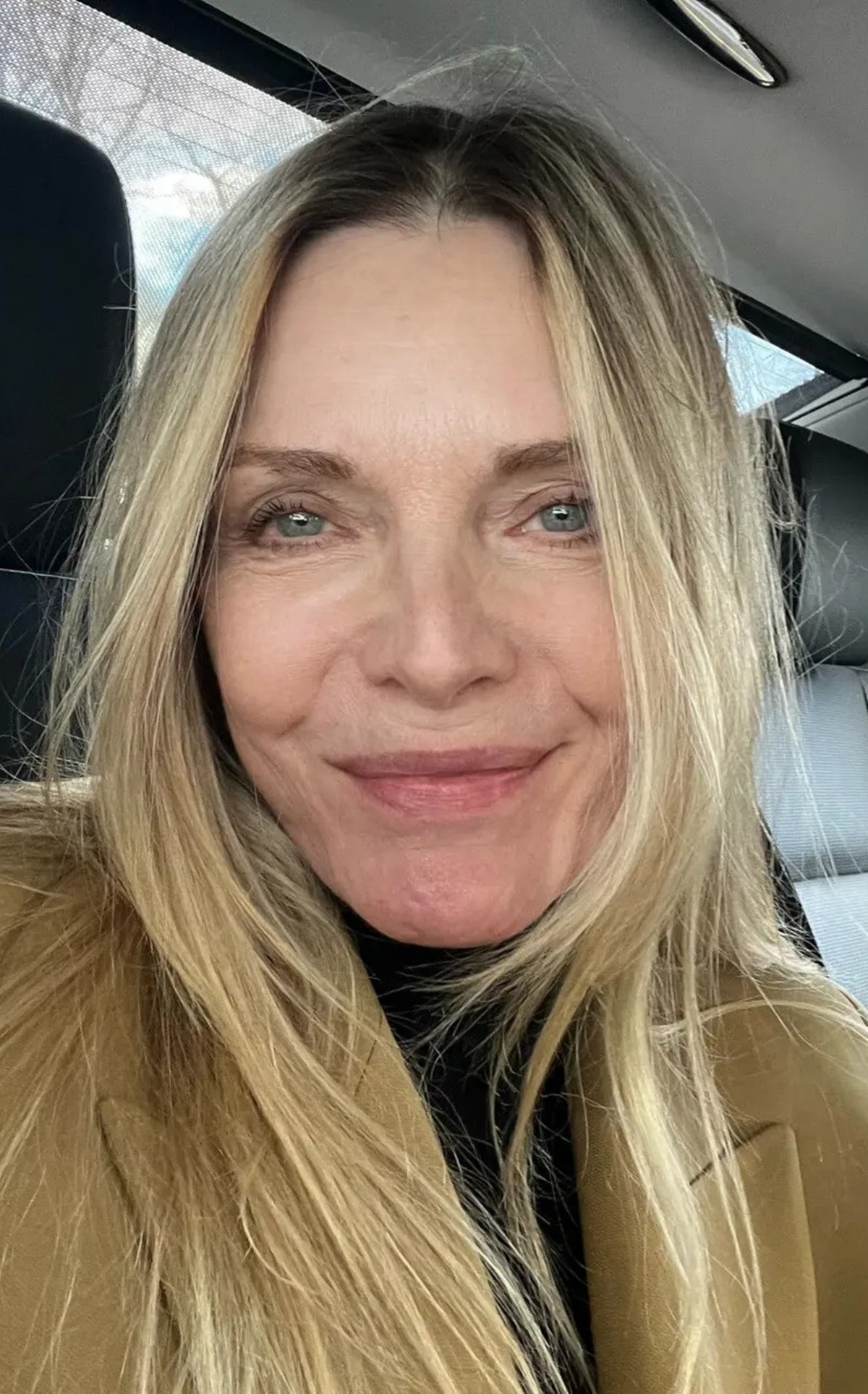 Michelle Pfeiffer smink nélkül mutatta meg magát: mindenkit levett a lábáról