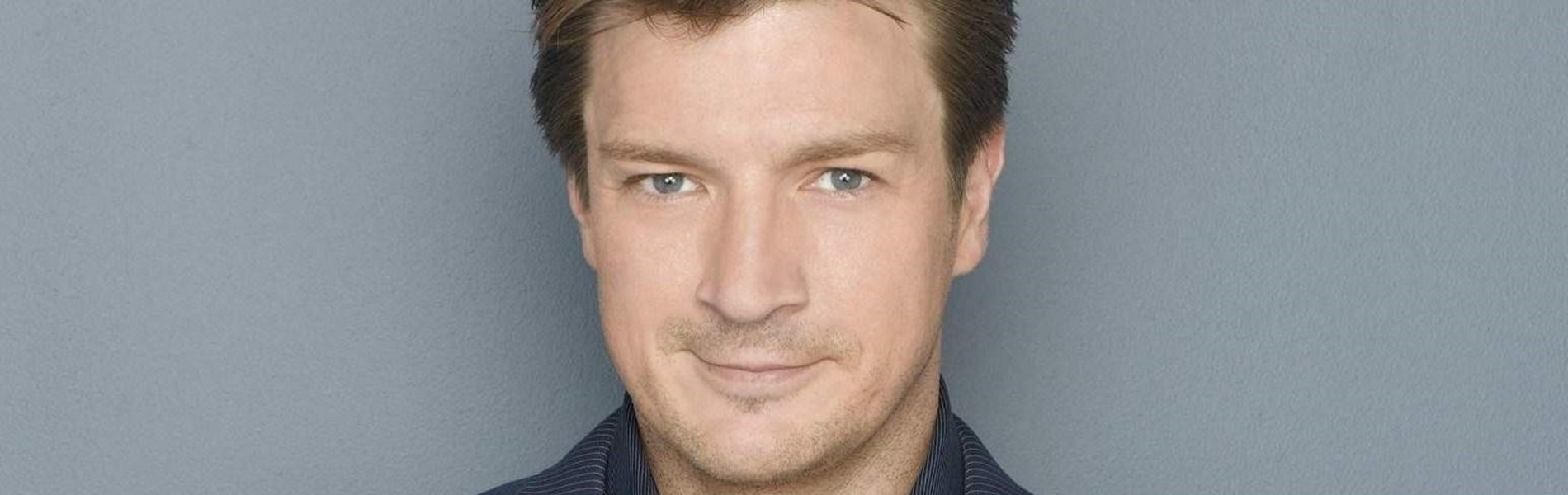 Emlékeztek a Castle sorozat sármos főszereplőjére? A mai napig nagyon jól tartja magát - Nathan Fillion