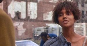 Tudta? Halle Berry nyolc hétig nem fürdött egy film kedvéért