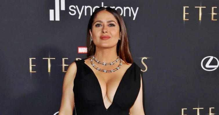 Salma Hayek elárulta, hogy ki az a híres színész, akivel a legjobb volt csókolózni eddigi karrierje során