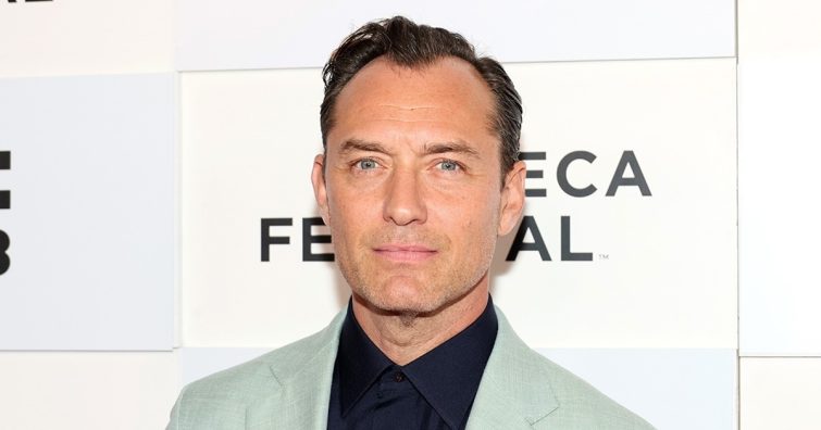 Jude Law már már 51 éves, de szexibb, mint valaha