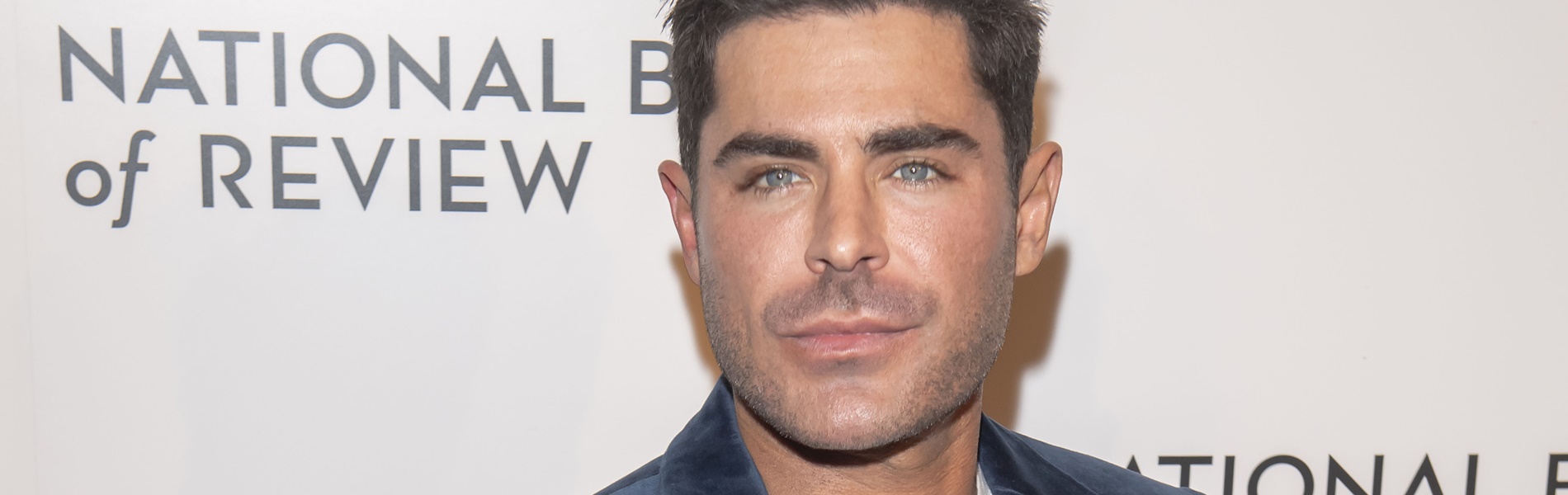 Így néz ki Zac Efron magyar szinkronhangja - A valóságban nem sok a hasonlóság - Markovics Tamás