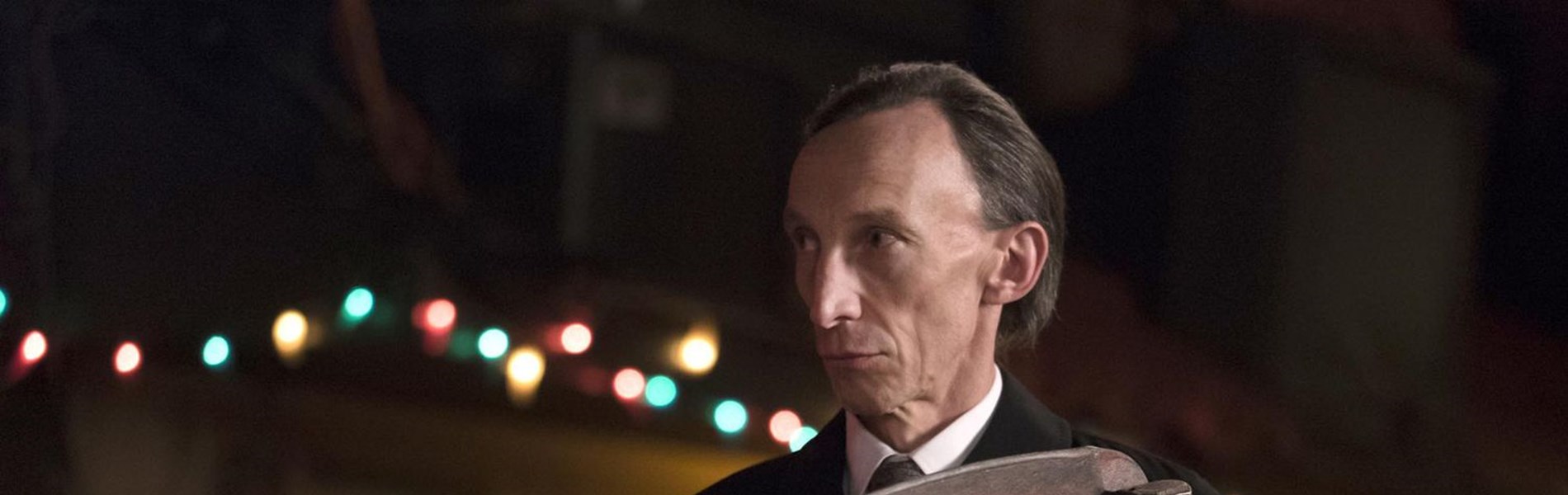 Emlékeztek az Odaát sorozatból a Halál-ra? Így néz ki napjainkban - Julian Richings