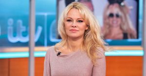Döbbenet! Így néz ki Pamela Anderson smink nélkül