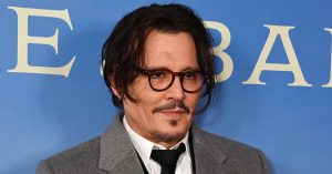 Te jó ég! Johnny Depp a felismerhetetlenségig megváltozott a legújabb filmje kedvéért