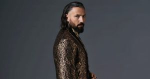 Így néz ki a Hunyadi sorozat II. Murad szultánját alakító színész a valódi életben - Murathan Muslu