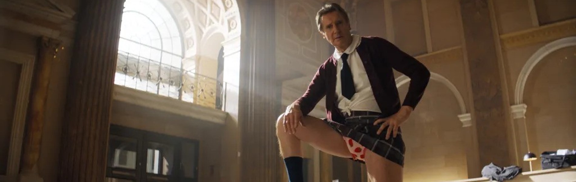 Végre itt az első előzetese a Liam Neeson féle új Csupasz pisztoly filmnek!